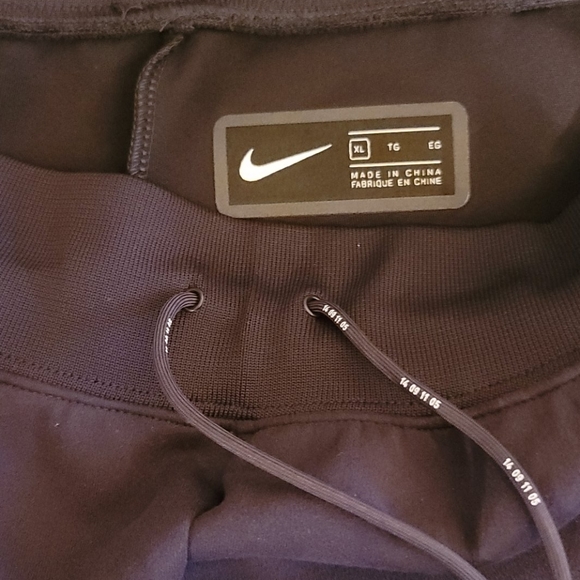NIKE Tech Rare !! Pack Loose Fit W/TAGS Women Sweatpants! - Picture 4 of 6